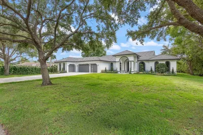 12020 NW 11th St 1