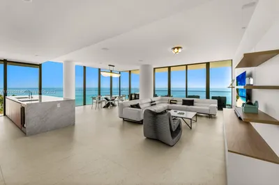 2000 S Ocean Dr #8A 1