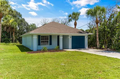 216 13th Street Sw 1