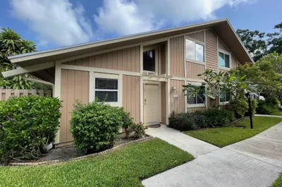 121 Maplecrest Circle 1