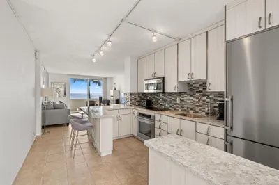 1936 S Ocean Drive #23b 1