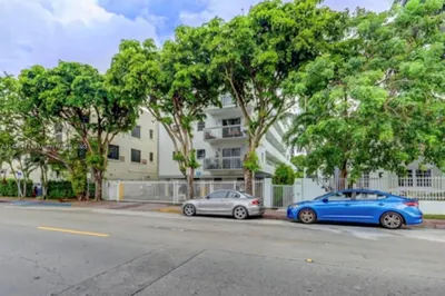 1617 JEFFERSON AVE #203 1