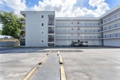 5825 W 25 Ct #212 1