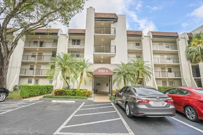 9230 Lagoon Pl #308 1