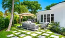 2575 Pine Tree Dr Photo