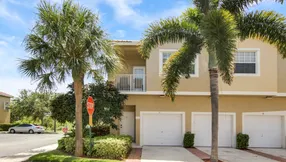 Just Listed | 101 Lighthouse Circle #C