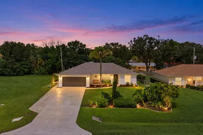 7508 Paso Robles Boulevard 1