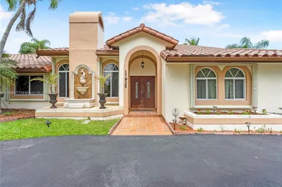 17925 SW 83rd Ct 1
