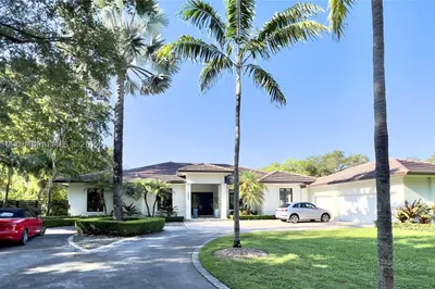 6090 SW 116 1
