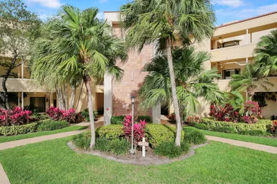 7535 La Paz Boulevard #105 1