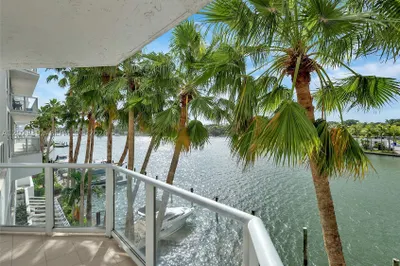 5900 Collins Ave #408 1