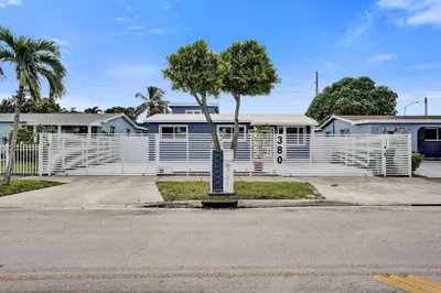 380 W 30th Street 1