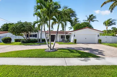 850 SW 4th Street 1