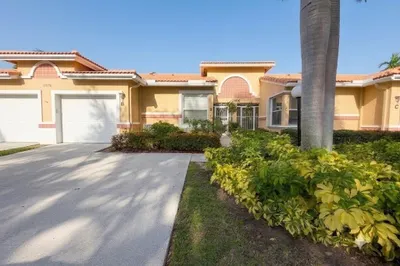 12598 Crystal Pointe Drive #B 1