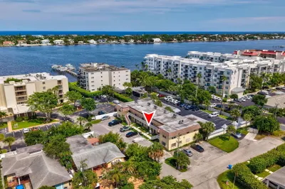 1204 S Lake Drive E #3 1