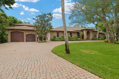 265 Westwood Circle E 1