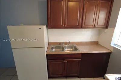 620 NW 16th Ave #2 1