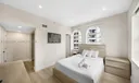 727 Collins Ave Photo