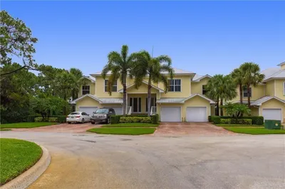 3389 SW Sawgrass Villas Drive #12 1