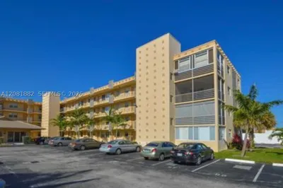 2145 Pierce St #223 1