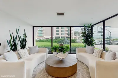 5460 N Ocean Drive #1d 1
