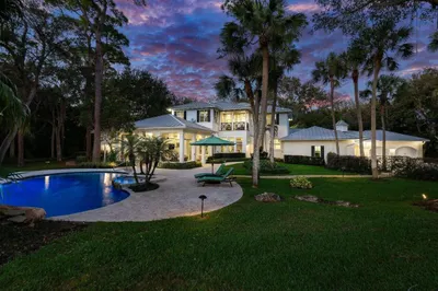 16356 Bridlewood