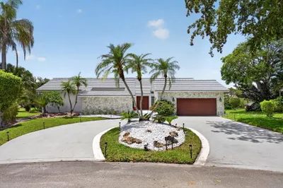 8725 Banyan Court 1