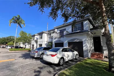 781 SW 148 AV #1513 1