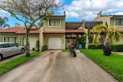9876 Costa Del Sol Blvd #B-93 1