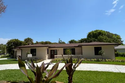 135 E Ilex Drive 1