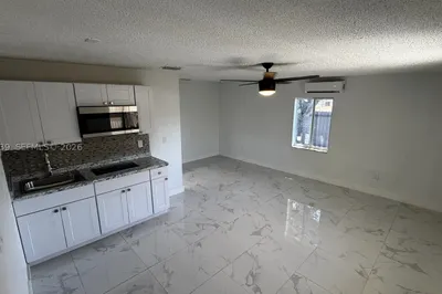 19100 NW 32nd Ave #C 1