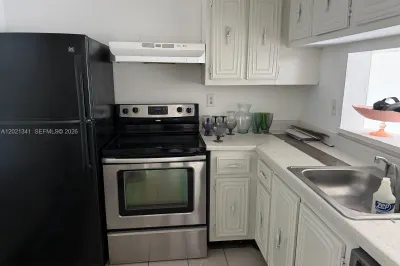 492 NW 165th St Rd #C-209 1