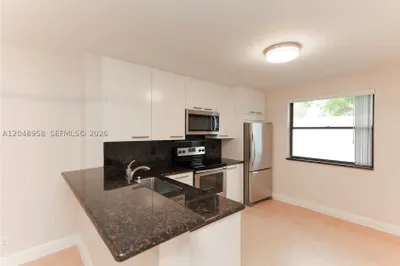 10125 W Sunrise Blvd #101 1