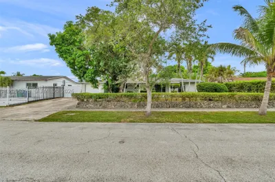 9921 SW 165th Ter 1