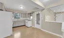 EAT-IN KITCHEN SPACE