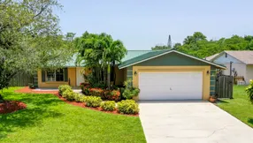Just Listed | 708 S Pennock Lane