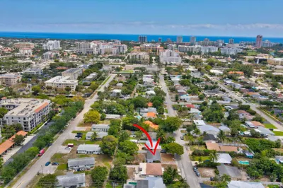 381 SW 2nd Street 1