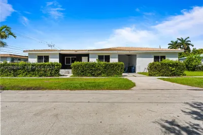 580 Lee Dr 1