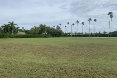 2015 Greenbriar Boulevard 1
