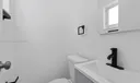 104 E 58th St Photo