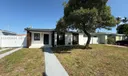 775 E 6th Pl Photo