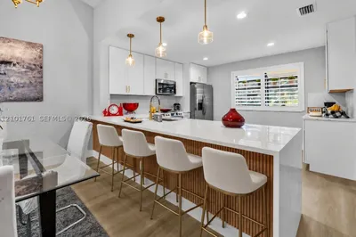 7818 La Mirada Dr 1