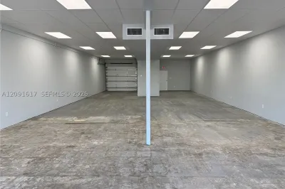 1040 E Oakland Park Blvd 1