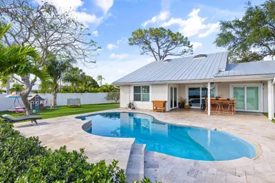 15 Hemlock Lane 1