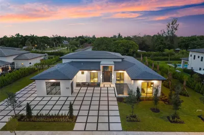1520 SW 149th Ter 1