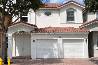 11027 NW 86th Ter 0 1