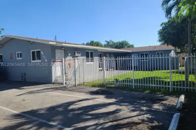 1864 NW 28th St #2 1