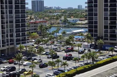 1980 S Ocean Dr #8Q 1