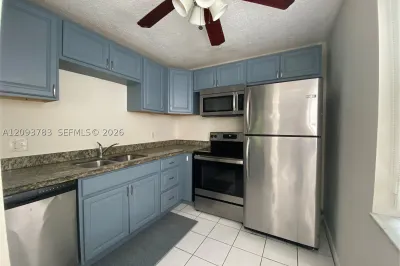 9430 Live Oak Pl #205 1