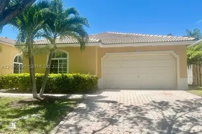 9118 SW 161st Ter 1